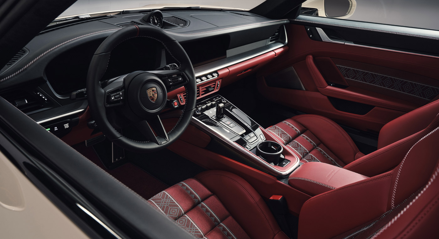 Porsche 911 Turbo S Sadu Edition fêtes 70 years in Kuwait — article image