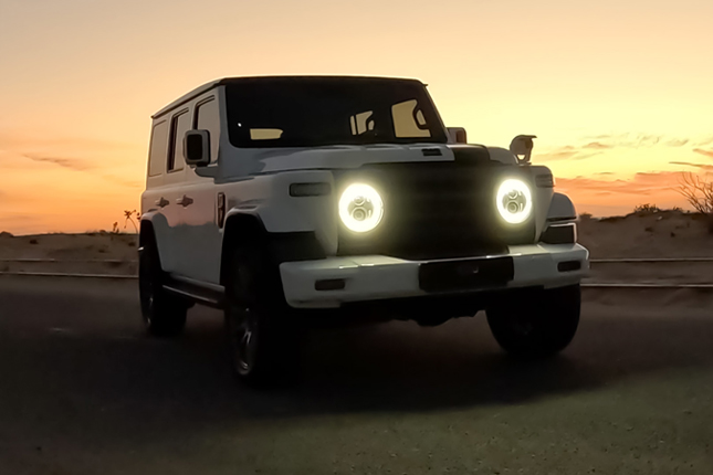 212 T01 - Car Review Image