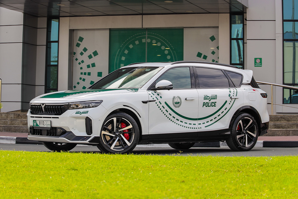 Dubai Police Adds Voyah Free EREV to Patrol Fleet